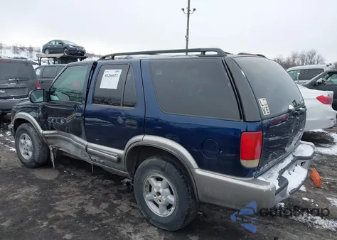 2000 Chevrolet Blazer Ls from USA, damaged, VIN 1GNDT13W8Y2114916